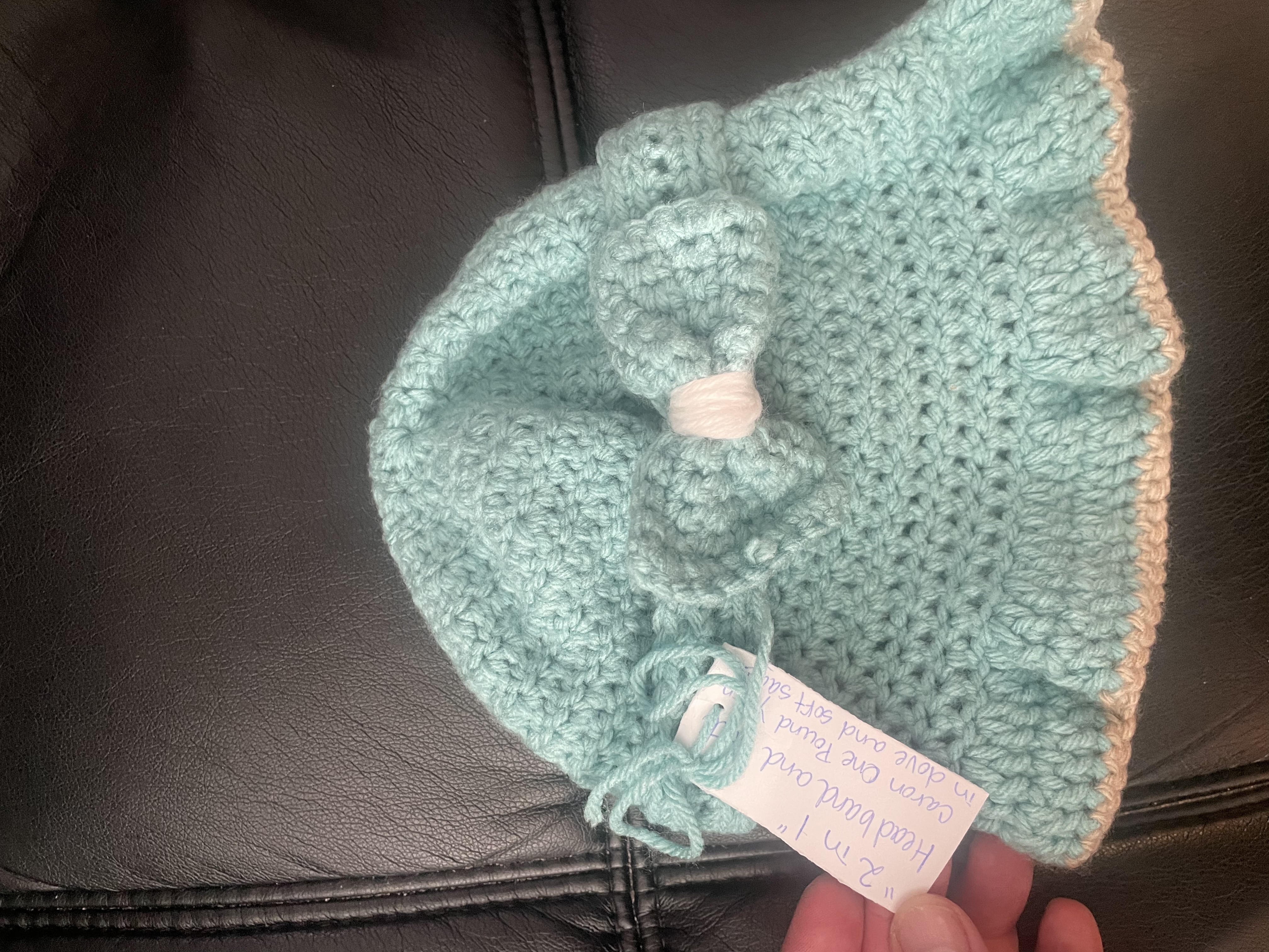 Crochet item 16